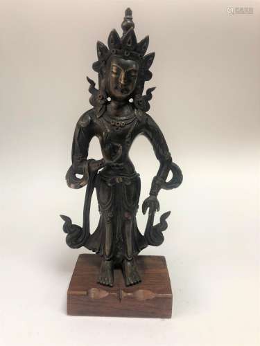 A Standing Buddhist Bronze Figurine, Probably Avalokiteshvara