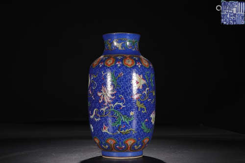 QIANLONG MARK FAMILLE ROSE BLUE VASE