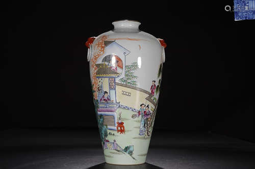 QIANLONG MARK FAMILLE ROSE VASE