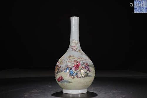 QIANLONG MARK FAMILLE ROSE 18-ARHAT VASE