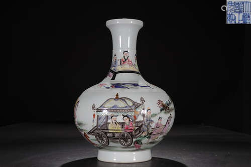 YONGZHENG MARK FAMILLE ROSE VASE