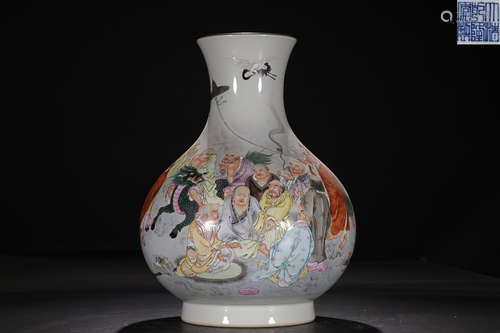 QIANLONG MARK FAMILLE ROSE 18-ARHAT VASE