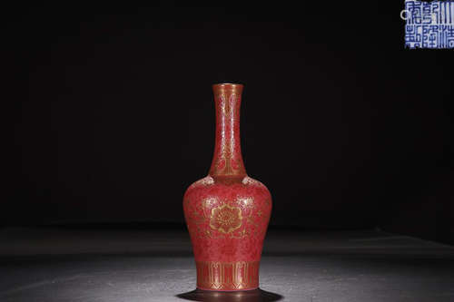 QIANLONG MARK IRON-RED VASE