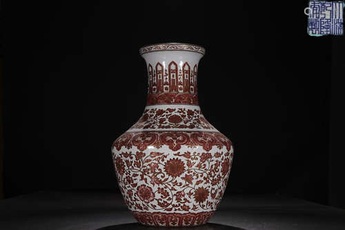 QIANLONG MARK RED GLAZE FLOWER PATTERN VASE