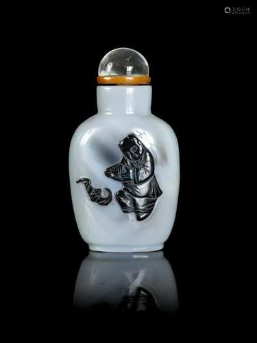 A Chinese Carved Agate Snuff Bottle Height 2 1/2 in., 6