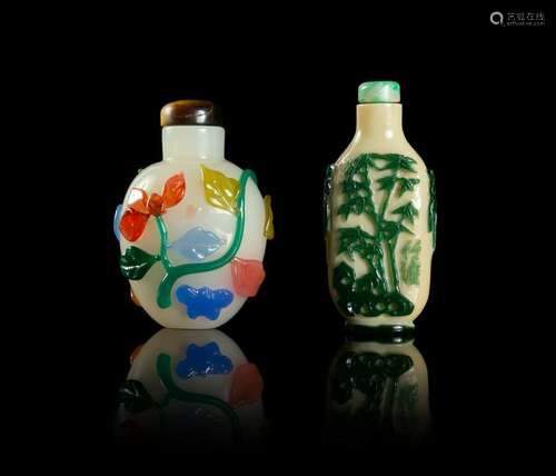 Two Chinese Peking Glass Snuff Bottles Taller: height 2