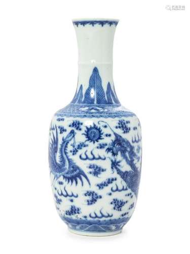 A Chinese Blue and White Porcelain Vase