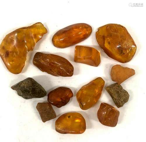 Lot of genuine Baltic amber