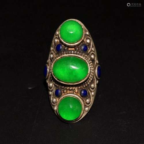 Chinese Thumb Ring w Jadeite