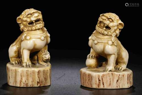 Qing Pair of Chinese Bone Carved Lions