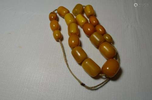 Antique Chinese Butter Amber Necklace