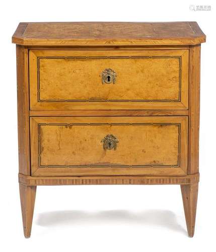 Petite commode bernoise