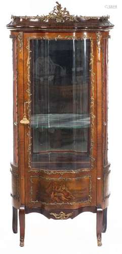 Vitrine de style Louis XV galbée