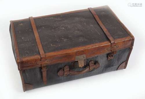 VINTAGE LEATHER TRUNK