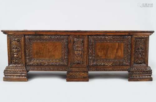 18TH-CENTURY CARVED WALNUT AND PARCEL GILT TRUNK