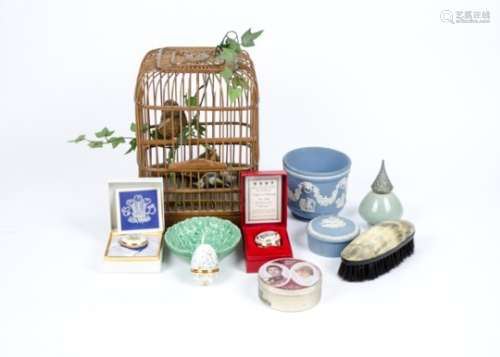 A collection of antiques and collectables, including a Wedgwood Jasperware bowl and pot, a Parker 61