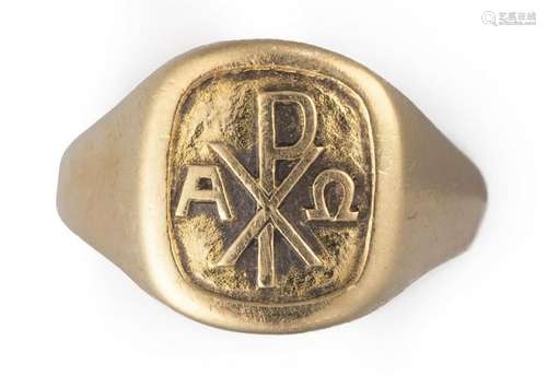 Chevalière en or .750 monogrammée du chrisme