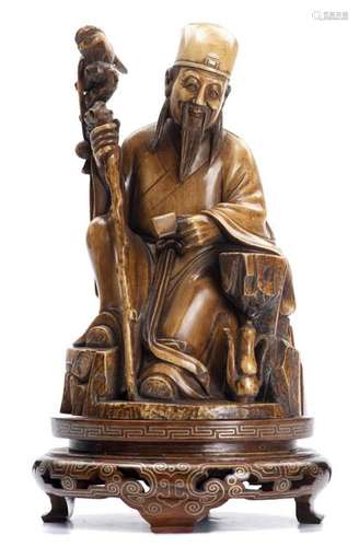 Statutette en ivoire de Chine sculpté repré