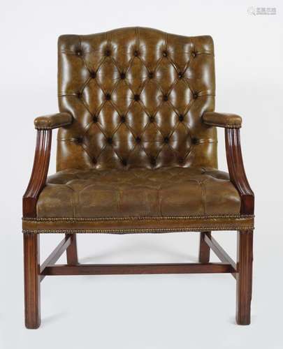 PAIR OF EDWARDIAN MAHOGANY GAINSBOROUGH CHAIRS