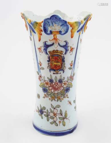 19TH-CENTURY ARMORIAL POLYCHROME VASE