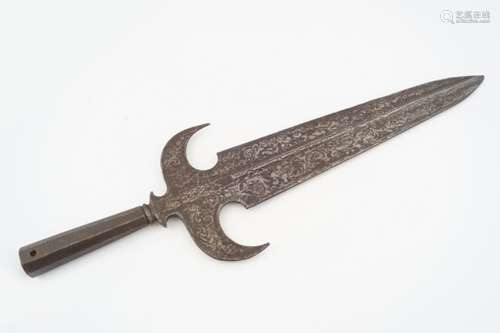 17TH-CENTURY LANCE HEAD