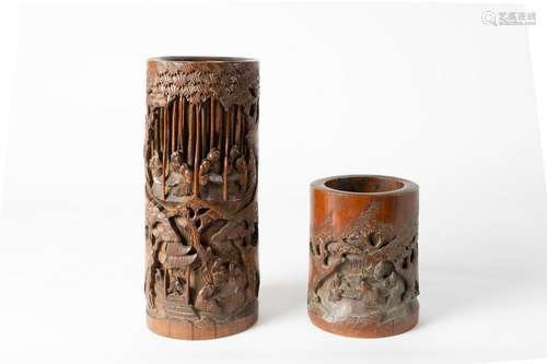 Arte Cinese  Two bamboo carved brush pots