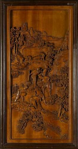 Arte Cinese  A wooden plaque carved with characters at