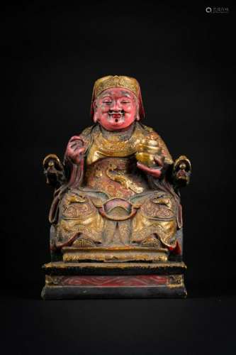 Arte Cinese  A gilt lacquered wooden statue of a Taoist