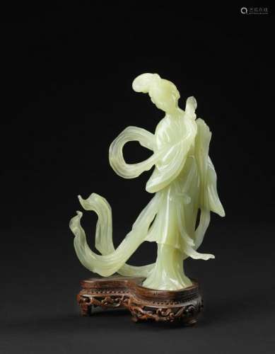 Arte Cinese  A jade figure of a lady China, 20th