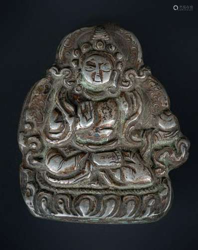 Arte Himalayana  A silver amulet possibly portraying