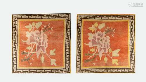 Arte Himalayana  A pair of carpets with peonies Tibet,