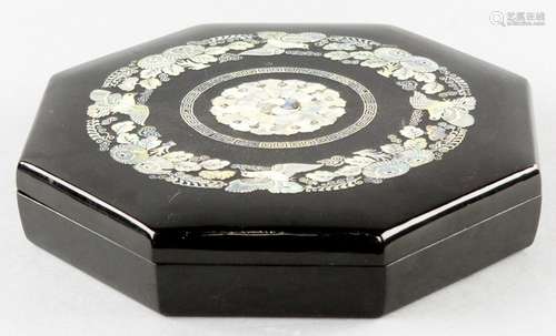 Chinese Mother of Pearl Inlaid Lacquer Box