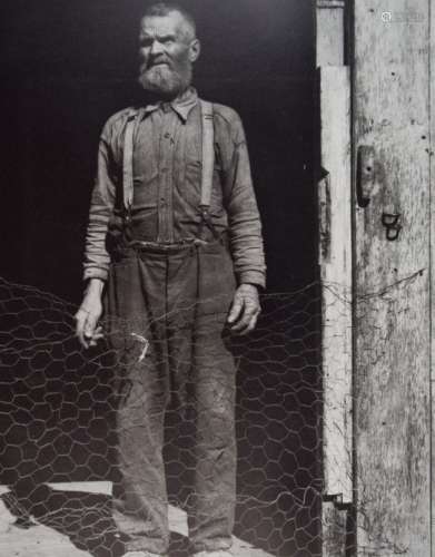 Paul Strand - Old Fisherman, Fox River, Canada