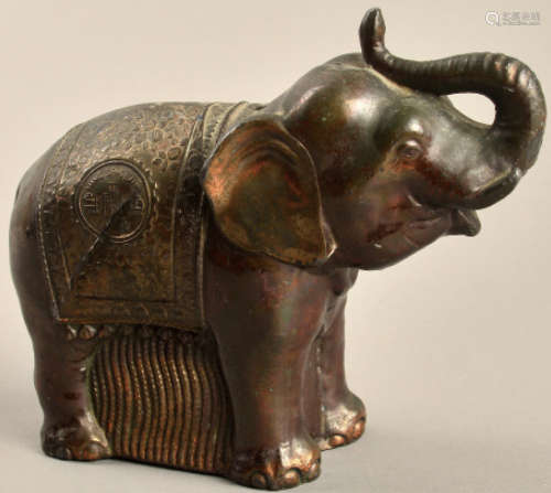 民国时期香港恒生银行发行“万年有象”纯铜储蓄罐摆件一件