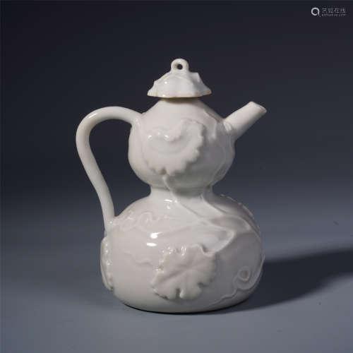 A Chinese White Glazed Porcelain Gourd Vase