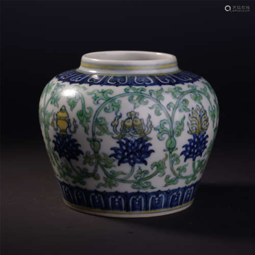 A Large Chinese Wucai Glazed Porcelain Jar with Fish Motif