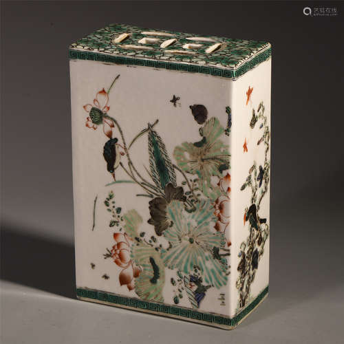 A Chinese Wucai Quadrangle Porcelain Ornament