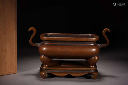 A Chinese Bronze Censer with Twin Handle