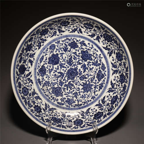A Large Chinese Blue and White Lotus Dish