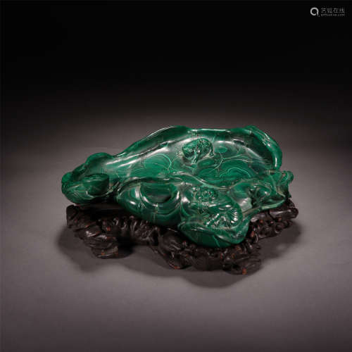 A Chinese Malachite Carved 