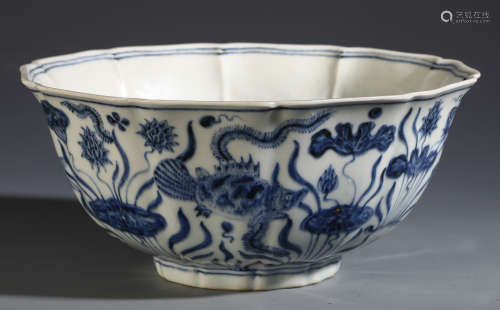 A Chinese Blue and White Lobed Bowl