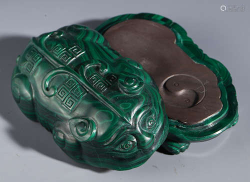 A Chinese Malachite Beast-shaped Inkstone