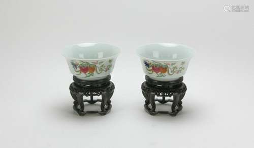 Pair of Chinese Famille Rose Porcelain Bowls