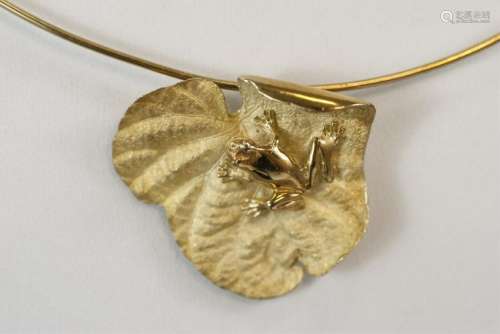 Estate 18kt Gold Figural Frog Lily Pad Necklace