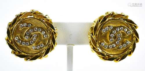 Circa 1986 Chanel Gilt Link Earrings