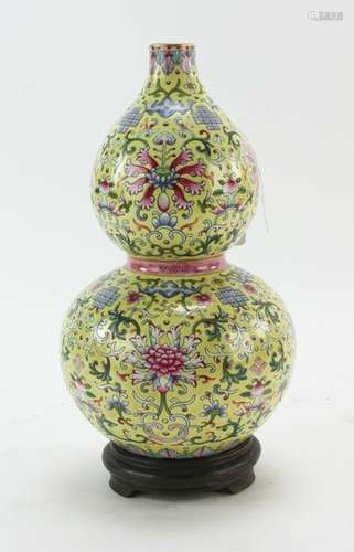 Chinese Famille Rose Double Gourd Vase