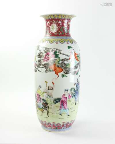 Large Chinese Famille Rose Porcelain Vase