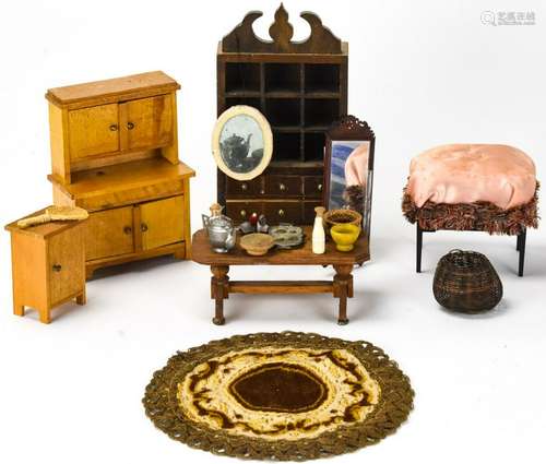 Collection Antique & Vintage Dollhouse Furniture