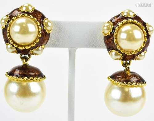 Pair Vintage Enamel Faux Pearl Drop Clip Earrings