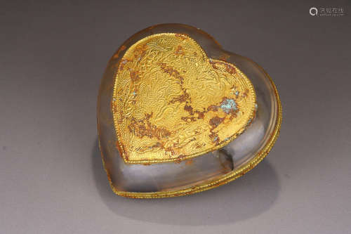 AMBER WITH GOLD FILLED HEART-SHAPE BOX